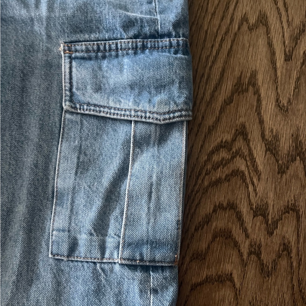 Aritzia Denim Forum Wide Leg Cargo Jeans - Picture 5 of 9